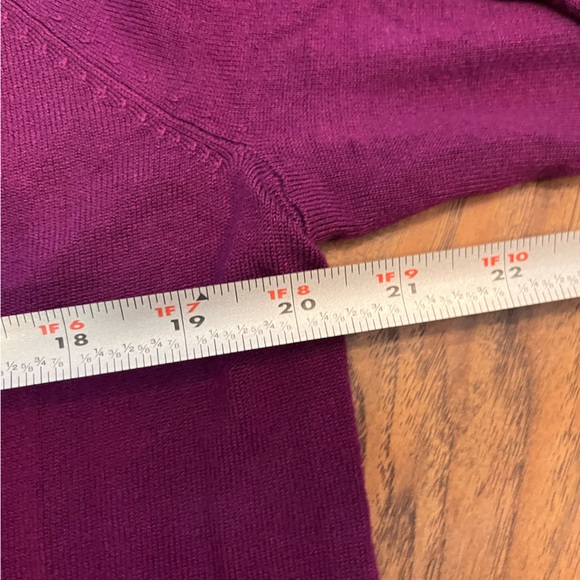 Torrid sweater womens size 1x purple lace details lightweight soft NWT luxury - Picture 7 of 11